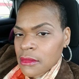 Meet your Posher, Angelina